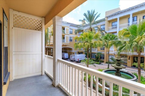 Condo in Orlando, Florida, 3 rooms № 2393605 - photo 10