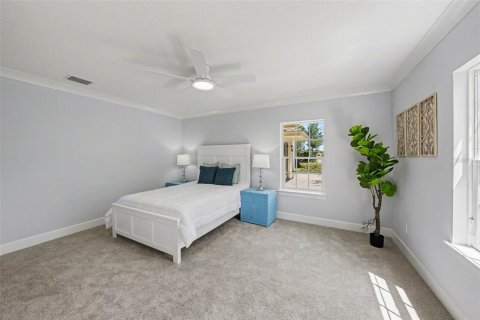 House in Dade City, Florida 6 bedrooms, 476.22 sq.m. № 2151465 - photo 28