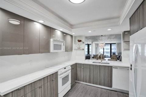 Condominio en venta en Hillsboro Beach, Florida, 3 dormitorios, 193.7 m2 № 2008479 - foto 21