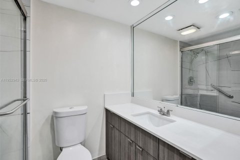 Condominio en venta en Hillsboro Beach, Florida, 3 dormitorios, 193.7 m2 № 2008479 - foto 13