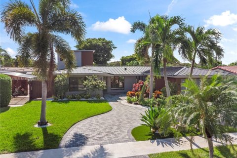 Casa en venta en Fort Lauderdale, Florida, 4 dormitorios, 256.32 m2 № 1955188 - foto 24