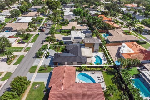 Casa en venta en Fort Lauderdale, Florida, 4 dormitorios, 256.32 m2 № 1955188 - foto 26