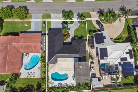 Casa en venta en Fort Lauderdale, Florida, 4 dormitorios, 256.32 m2 № 1955188 - foto 29