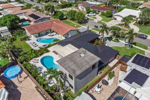 Casa en venta en Fort Lauderdale, Florida, 4 dormitorios, 256.32 m2 № 1955188 - foto 28