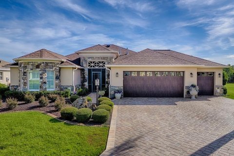 House in The Villages, Florida 4 bedrooms, 278.71 sq.m. № 2359158 - photo 2