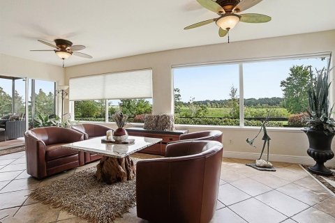 House in The Villages, Florida 4 bedrooms, 278.71 sq.m. № 2359158 - photo 23