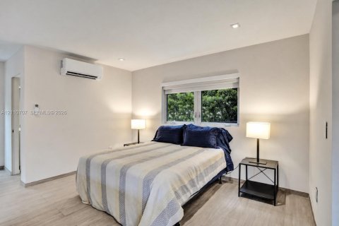 Immobilier commercial à louer à Miami Beach, Floride: 52.03 m2 № 2431369 - photo 3