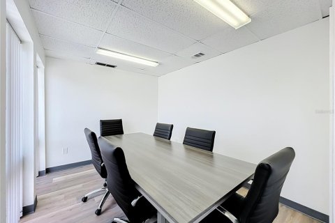 Commercial property in Longwood, Florida 105.91 sq.m. № 2283654 - photo 20