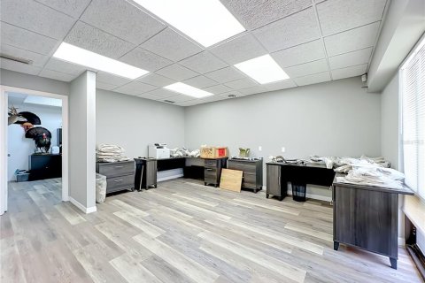 Commercial property in Longwood, Florida 105.91 sq.m. № 2283654 - photo 18