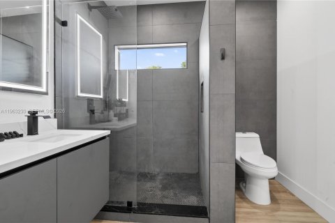 Купить виллу или дом в Форт-Лодердейл, Флорида 4 спальни, 206.99м2, № 2025762 - фото 29