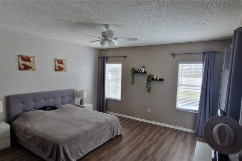 Villa ou maison à vendre à Kissimmee, Floride: 4 chambres, 221.48 m2 № 2142712 - photo 28