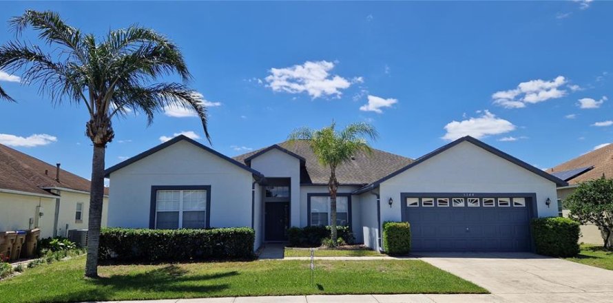 Villa ou maison à Kissimmee, Floride 4 chambres, 221.48 m2 № 2142712
