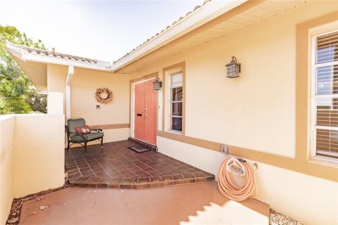 House in Punta Gorda, Florida 4 bedrooms, 227.8 sq.m. № 1551475 - photo 5