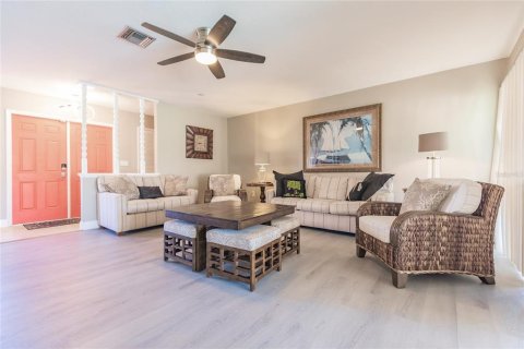 Casa en venta en Punta Gorda, Florida, 4 dormitorios, 227.8 m2 № 1551475 - foto 9