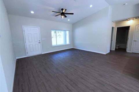 Villa ou maison à vendre à Ocklawaha, Floride: 3 chambres, 122.91 m2 № 2237117 - photo 6