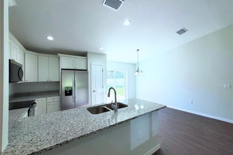 Villa ou maison à vendre à Ocklawaha, Floride: 3 chambres, 122.91 m2 № 2237117 - photo 7