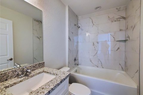 Villa ou maison à vendre à Ocklawaha, Floride: 3 chambres, 122.91 m2 № 2237117 - photo 13