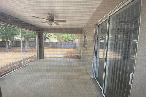Casa en alquiler en Summerfield, Florida, 3 dormitorios, 130.99 m2 № 2429367 - foto 12