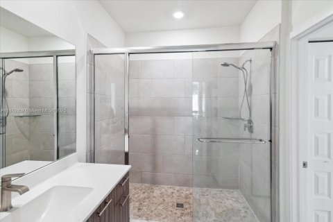 Condominio en venta en Doral, Florida, 2 dormitorios, 104.89 m2 № 1882213 - foto 19