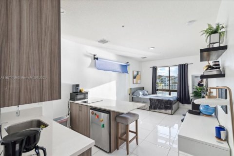 Condominio en venta en Doral, Florida, 2 dormitorios, 104.89 m2 № 1882213 - foto 20