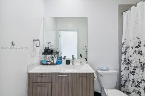 Condominio en venta en Doral, Florida, 2 dormitorios, 104.89 m2 № 1882213 - foto 26