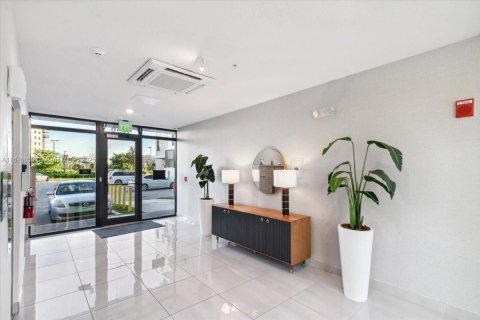 Condominio en venta en Doral, Florida, 2 dormitorios, 104.89 m2 № 1882213 - foto 27