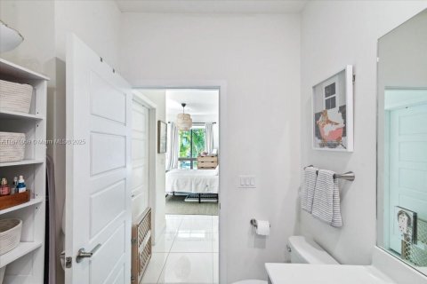 Condominio en venta en Doral, Florida, 2 dormitorios, 104.89 m2 № 1882213 - foto 16