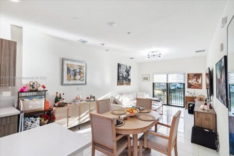 Condominio en venta en Doral, Florida, 2 dormitorios, 104.89 m2 № 1882213 - foto 6