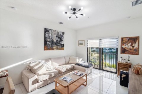 Condominio en venta en Doral, Florida, 2 dormitorios, 104.89 m2 № 1882213 - foto 10