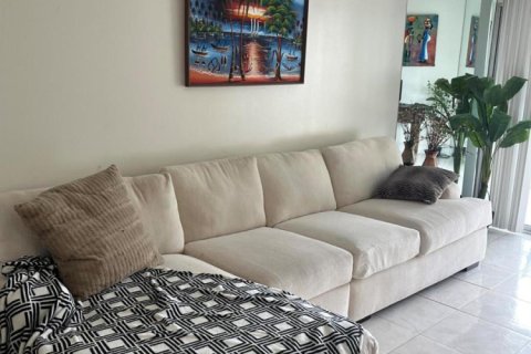 Condominio en alquiler en Lake Worth, Florida, 2 dormitorios, 101.26 m2 № 2407353 - foto 2