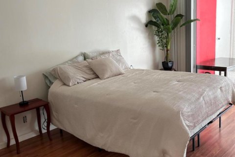 Condominio en alquiler en Lake Worth, Florida, 2 dormitorios, 101.26 m2 № 2407353 - foto 9