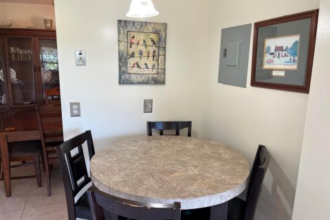 Condominio en alquiler en Lake Worth, Florida, 2 dormitorios, 101.26 m2 № 2407353 - foto 6
