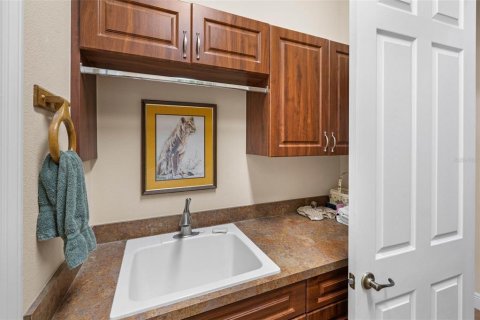 Casa en venta en Weeki Wachee, Florida, 3 dormitorios, 241.55 m2 № 1680617 - foto 28