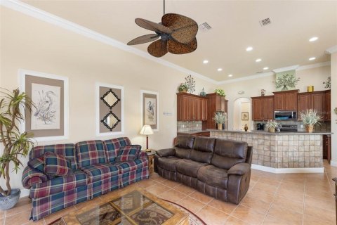 Casa en venta en Weeki Wachee, Florida, 3 dormitorios, 241.55 m2 № 1680617 - foto 14