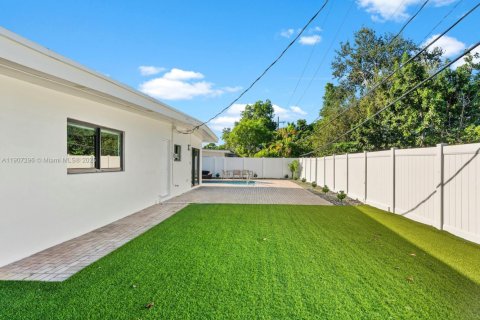 Villa ou maison à vendre à North Miami Beach, Floride: 4 chambres, 241.36 m2 № 1964778 - photo 28