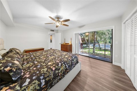 Townhouse in Palm Harbor, Florida 3 bedrooms, 146.04 sq.m. № 2312387 - photo 10