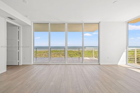Copropriété à vendre à Hutchinson Island South, Floride: 2 chambres № 2410884 - photo 5