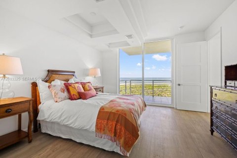 Copropriété à vendre à Hutchinson Island South, Floride: 2 chambres № 2410884 - photo 13