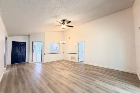 Casa en venta en Orlando, Florida, 3 dormitorios, 114.36 m2 № 2387693 - foto 10