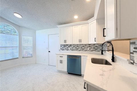 Casa en venta en Orlando, Florida, 3 dormitorios, 114.36 m2 № 2387693 - foto 8