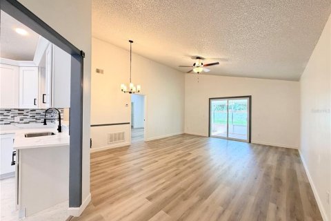 Casa en venta en Orlando, Florida, 3 dormitorios, 114.36 m2 № 2387693 - foto 4