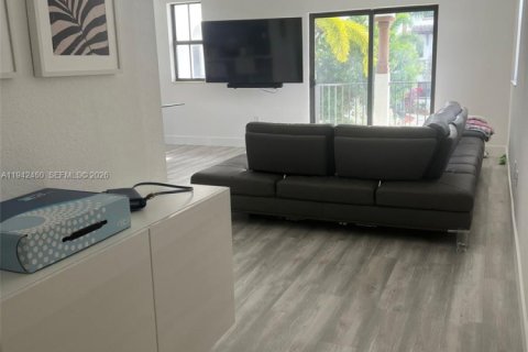 Купить кондоминиум в Дорал, Флорида 3 спальни, 116.69м2, № 2002679 - фото 4