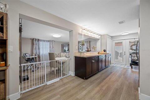 Casa en venta en Pinellas Park, Florida, 3 dormitorios, 138.42 m2 № 1837010 - foto 9