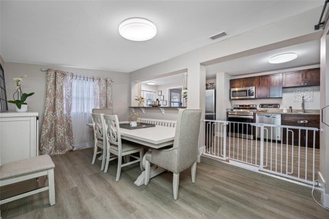 Casa en venta en Pinellas Park, Florida, 3 dormitorios, 138.42 m2 № 1837010 - foto 16