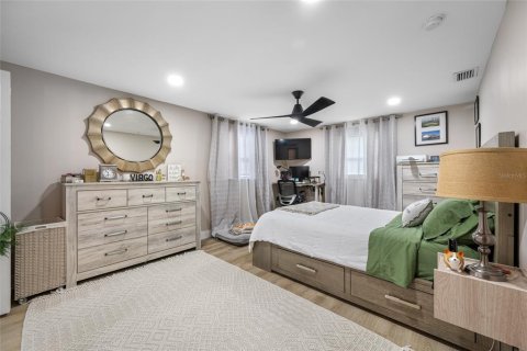 Casa en venta en Pinellas Park, Florida, 3 dormitorios, 138.42 m2 № 1837010 - foto 28