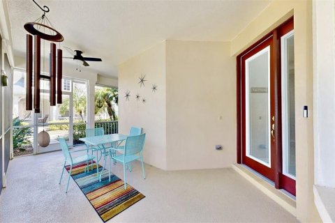 Casa en venta en Apollo Beach, Florida, 3 dormitorios, 162.58 m2 № 1734611 - foto 8