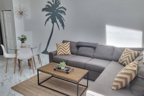 Casa en alquiler en Bradenton, Florida, 1 dormitorio, 64.38 m2 № 2105002 - foto 9