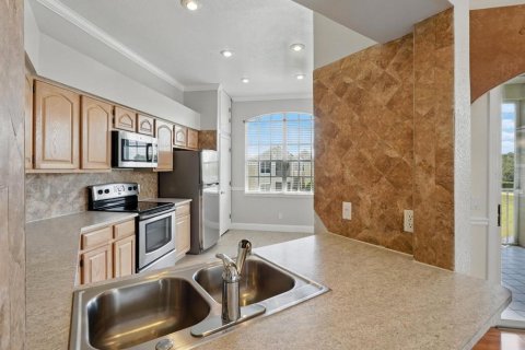 Condo in Orlando, Florida, 2 bedrooms  № 1686547 - photo 12