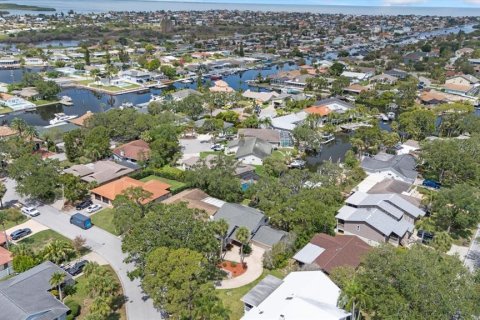 Casa en venta en New Port Richey, Florida, 3 dormitorios, 199.28 m2 № 1803055 - foto 4