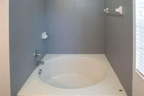 Townhouse in Sanford, Florida 3 bedrooms, 111.76 sq.m. № 1791544 - photo 5